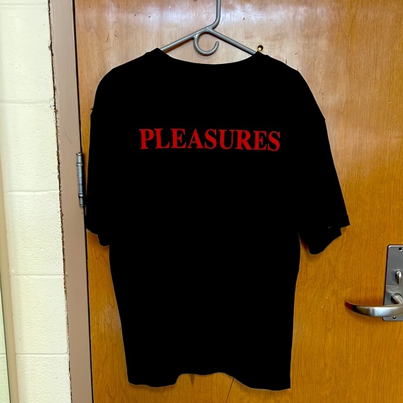 PLEASURES Listen Heavyweight Shirt Graphic Tee w/ Embroidery // Size XL // - Picture 2 of 5